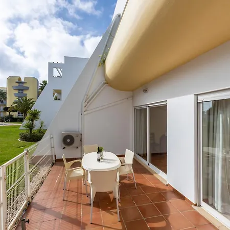 Apartamento Cardeira *